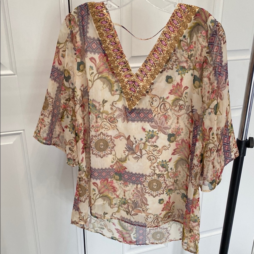 Reba Tan and Multi Color Flutter Sleeve Blouse